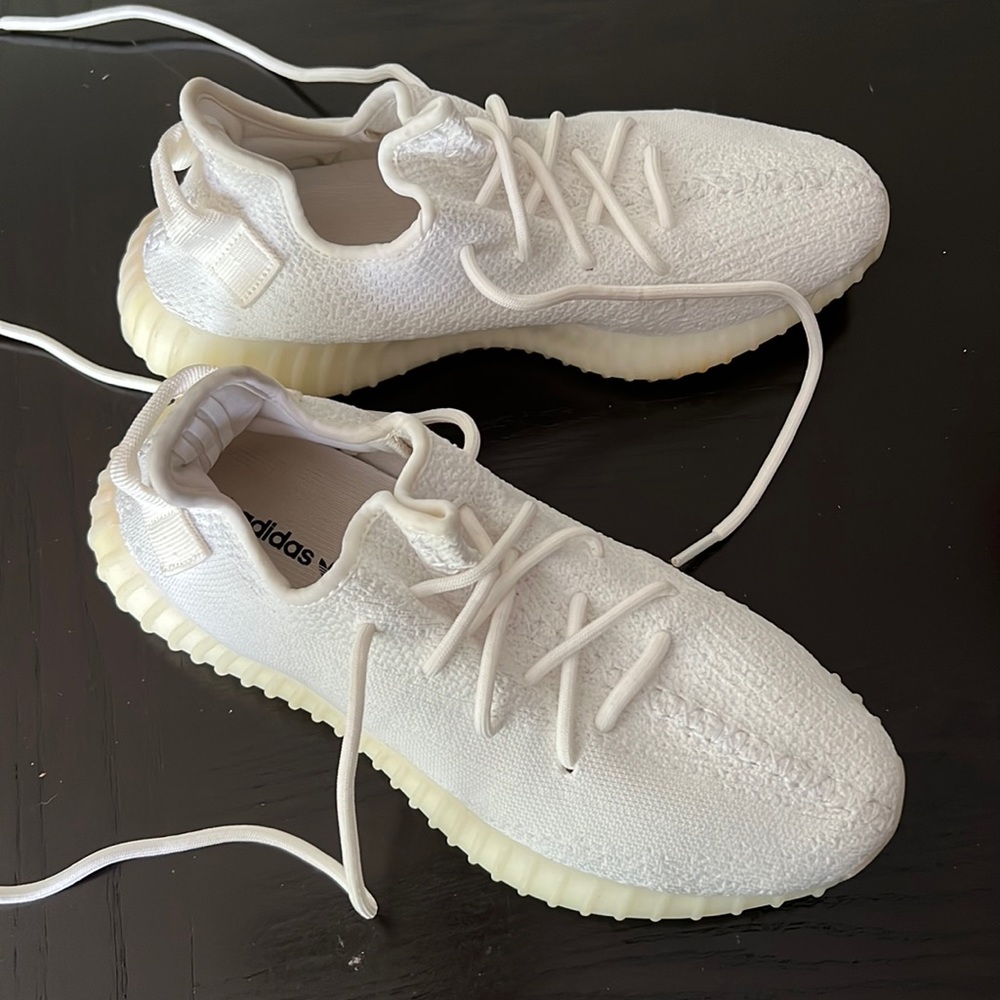 adidas Yeezy Boost 350 V2